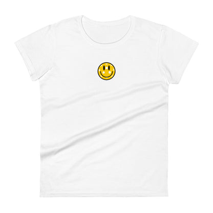 The Happy Tee (Fitted fit)